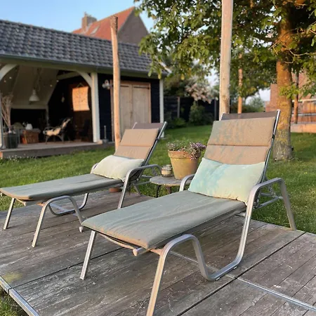 Bed & Breakfast Heerlijk! 3*