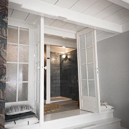 Bed & Breakfast Heerlijk! 3*