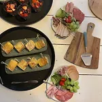 Heerlijk! فندق مبيت وإفطار